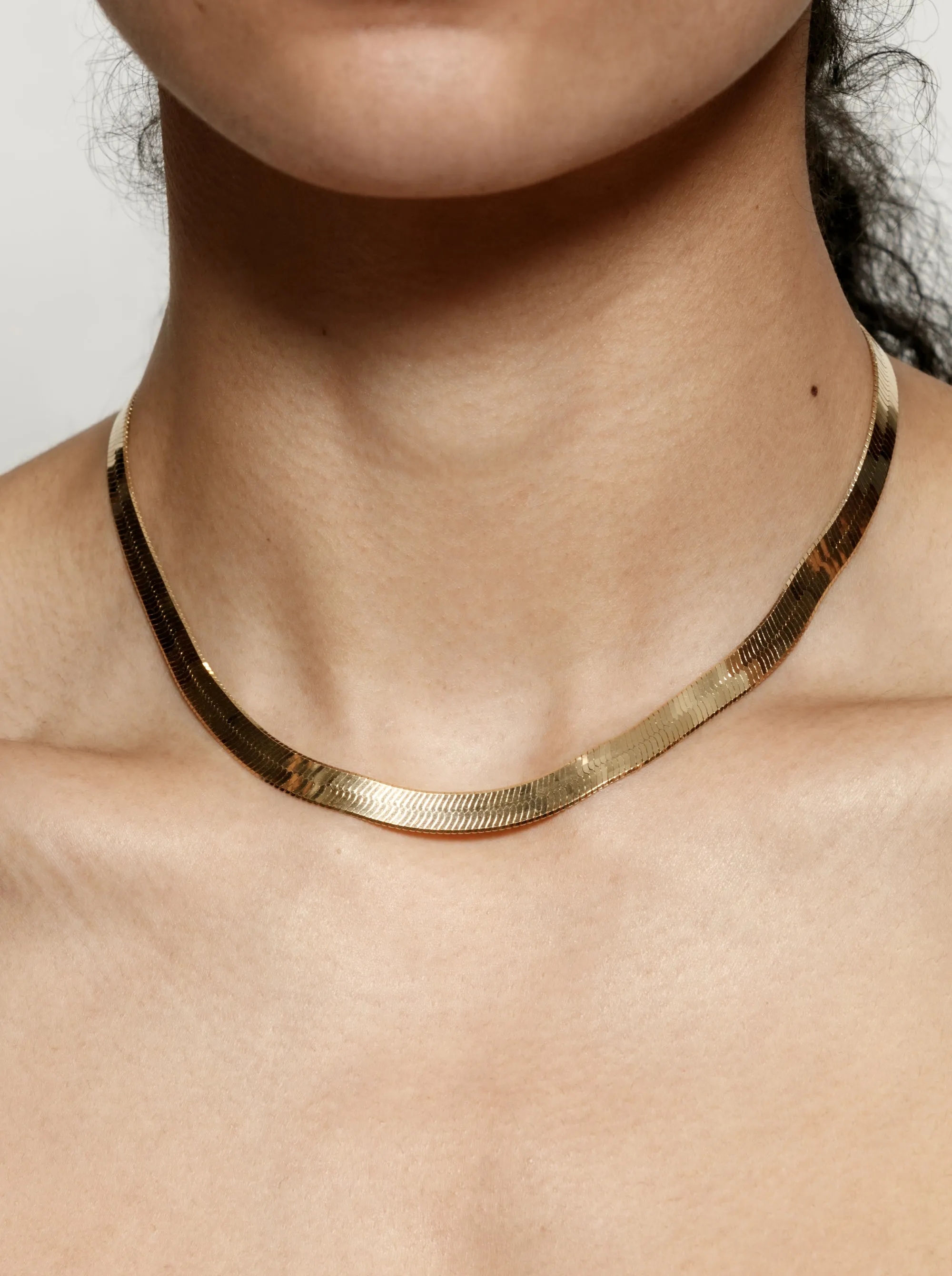 Herringbone Chain in Gold