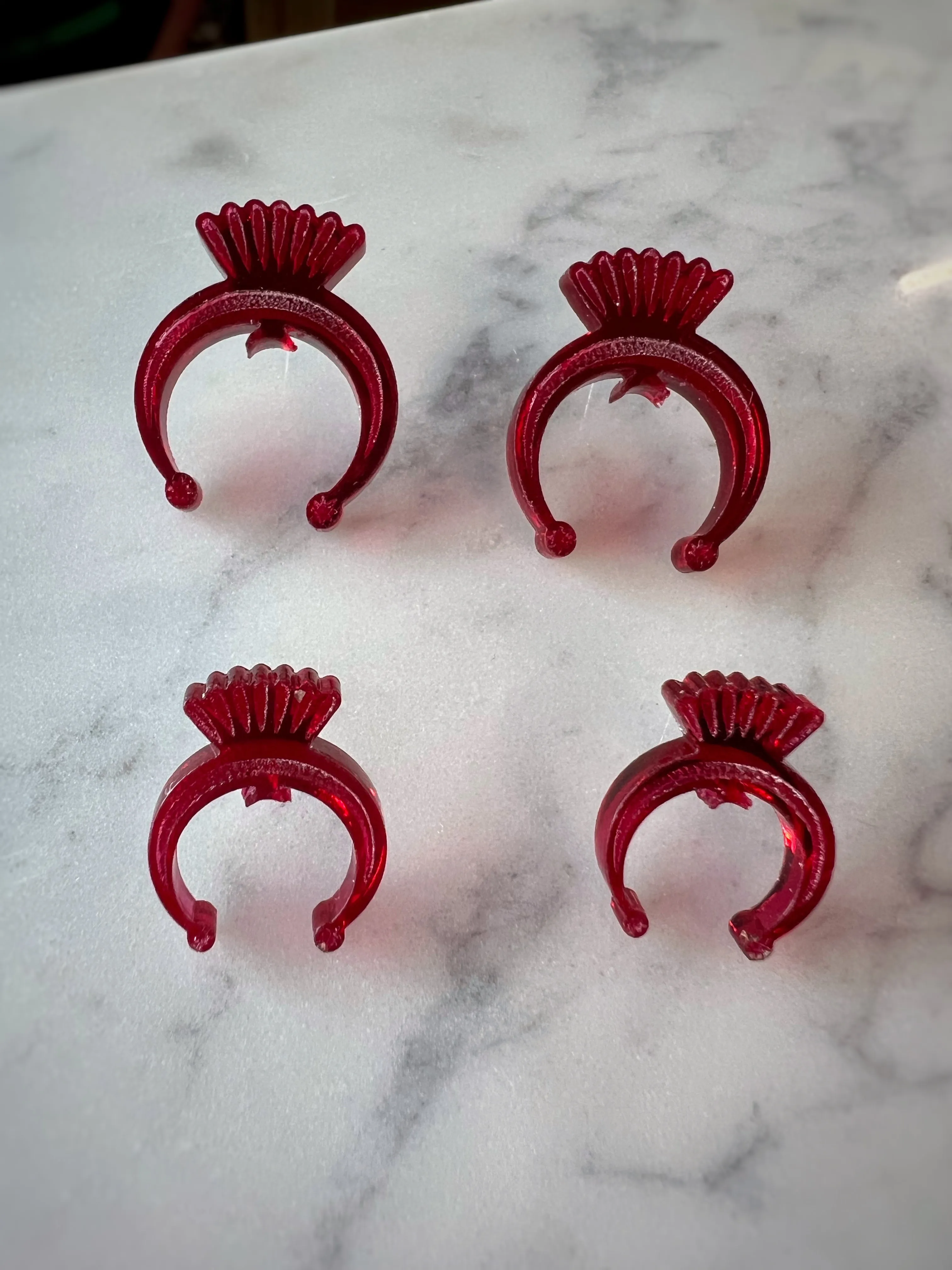 Naja Stud Earrings in red